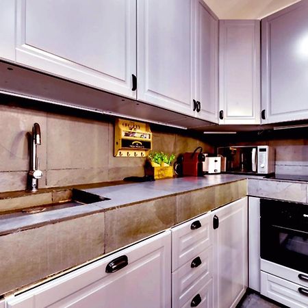 113 Suite Lui - Bel Appartement A Parigi Esterno foto